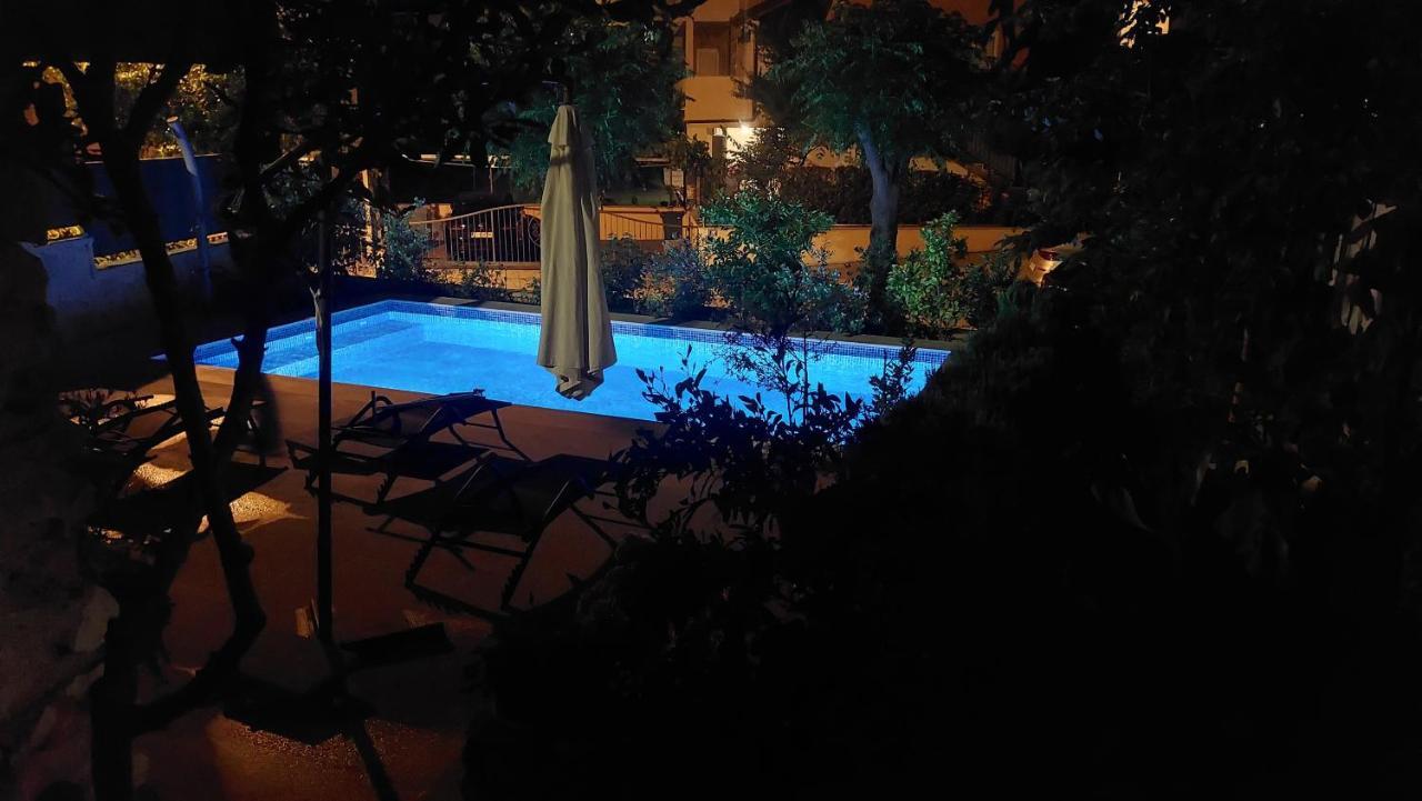 Apartments Plavi&Zuti Zaboric Εξωτερικό φωτογραφία