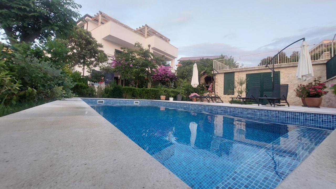 Apartments Plavi&Zuti Zaboric Εξωτερικό φωτογραφία