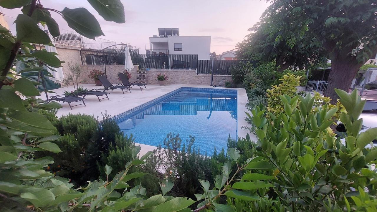 Apartments Plavi&Zuti Zaboric Εξωτερικό φωτογραφία