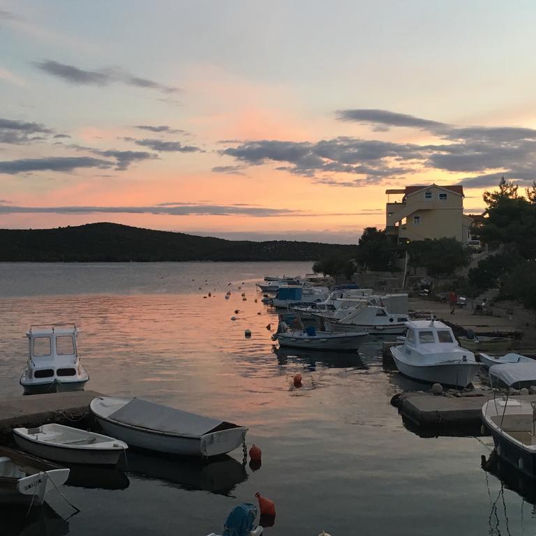 Apartments Plavi&Zuti Zaboric Εξωτερικό φωτογραφία