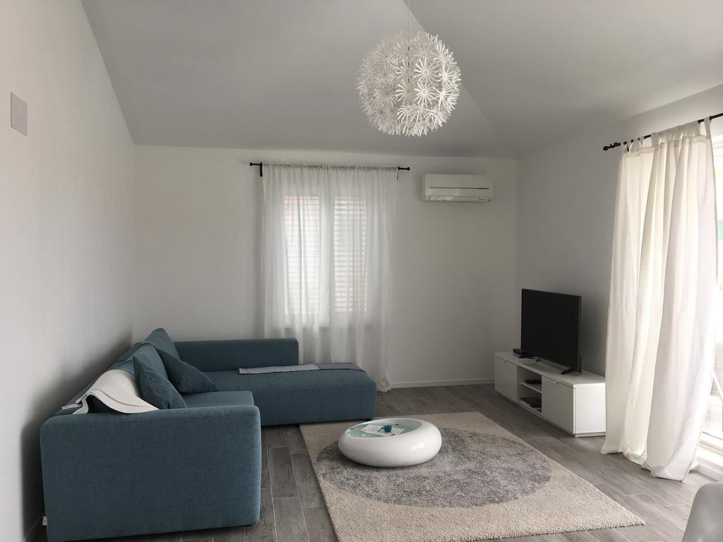 Apartments Plavi&Zuti Zaboric Εξωτερικό φωτογραφία