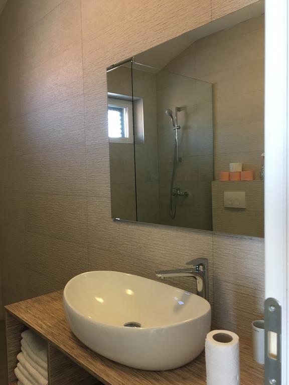 Apartments Plavi&Zuti Zaboric Εξωτερικό φωτογραφία