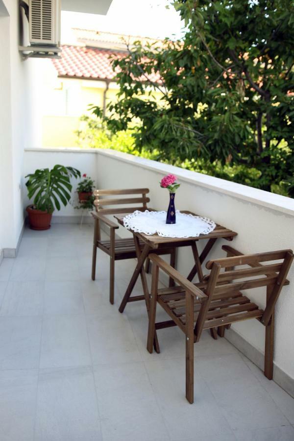 Apartments Plavi&Zuti Zaboric Εξωτερικό φωτογραφία